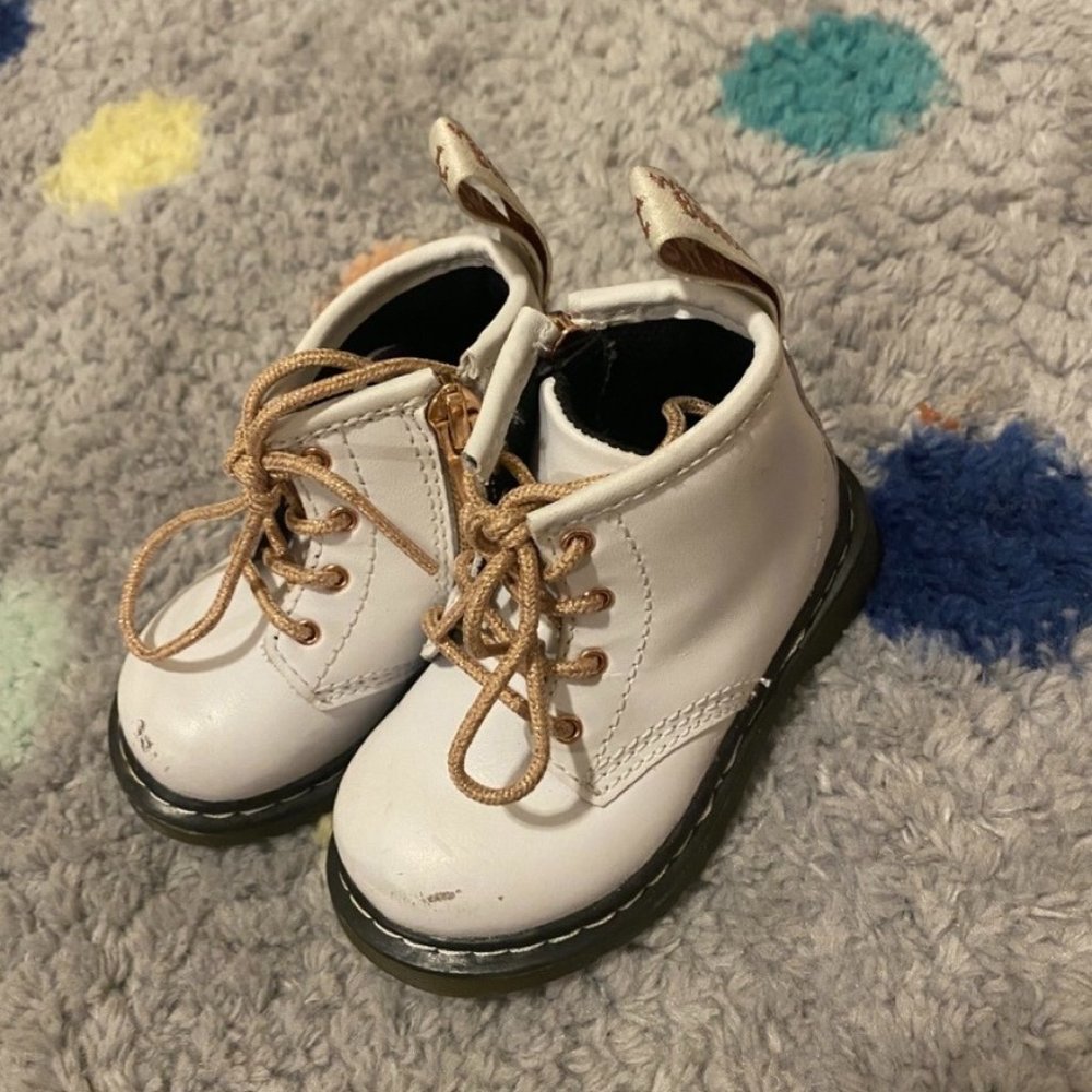 TODDLER DR. MARTEN BOOTS